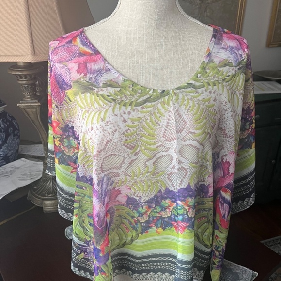 Sheer Flowy poncho pop over floral Beachy boho summer sheer size M - Picture 5 of 5